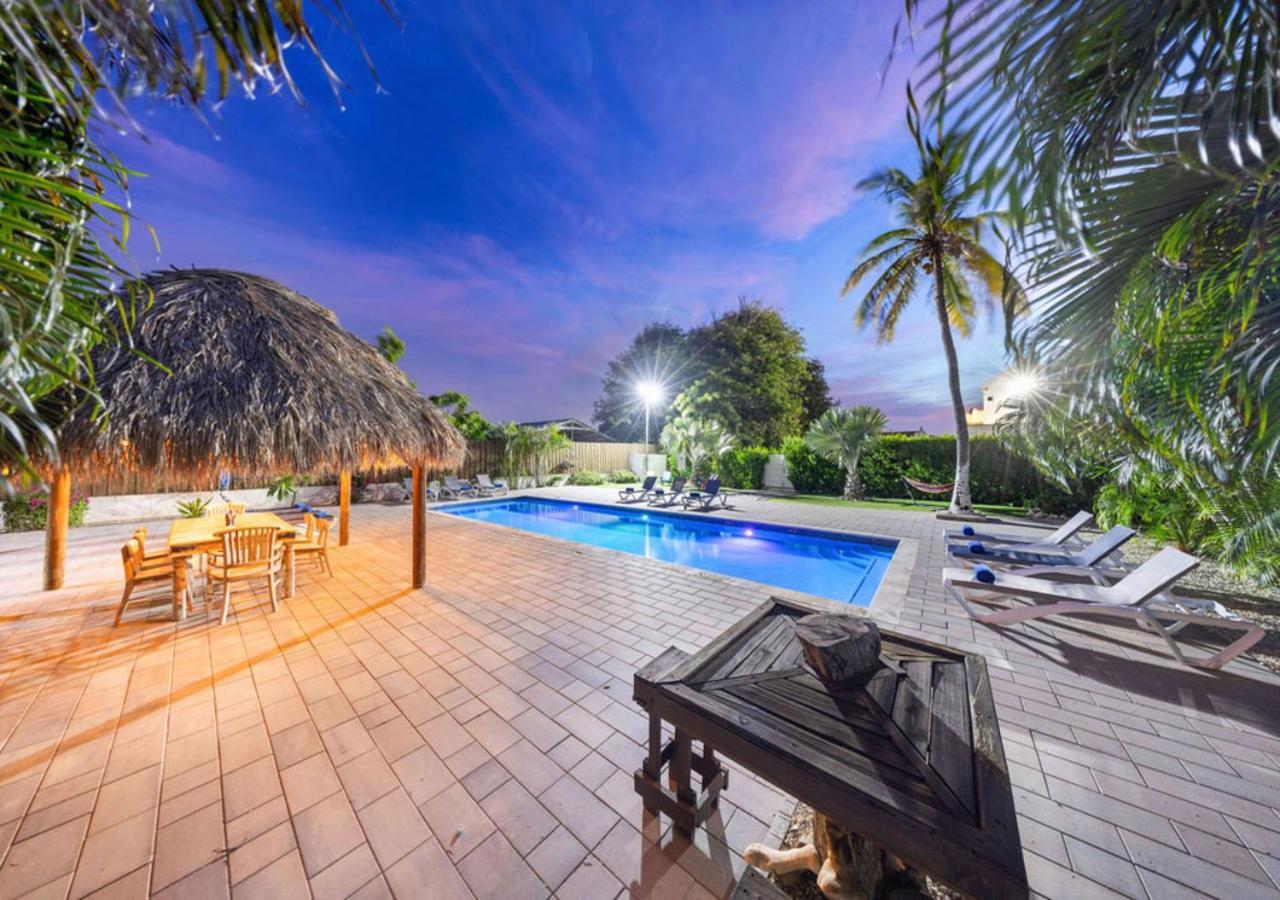 Turibanaplaza Palm Beach Exterior foto
